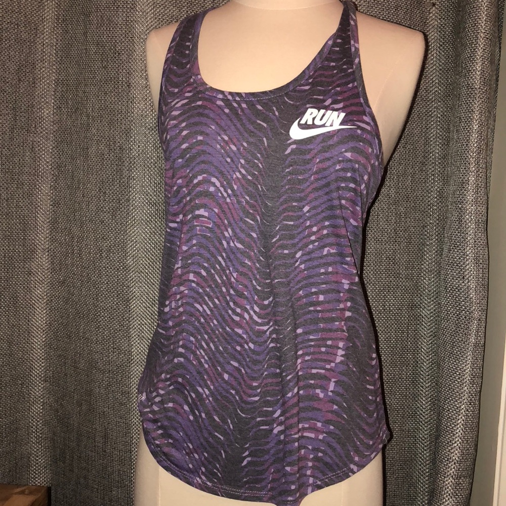 Nike workout tank size s